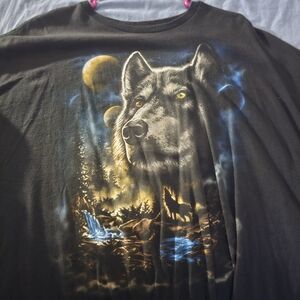 Black Wolf Graphic T-Shirt